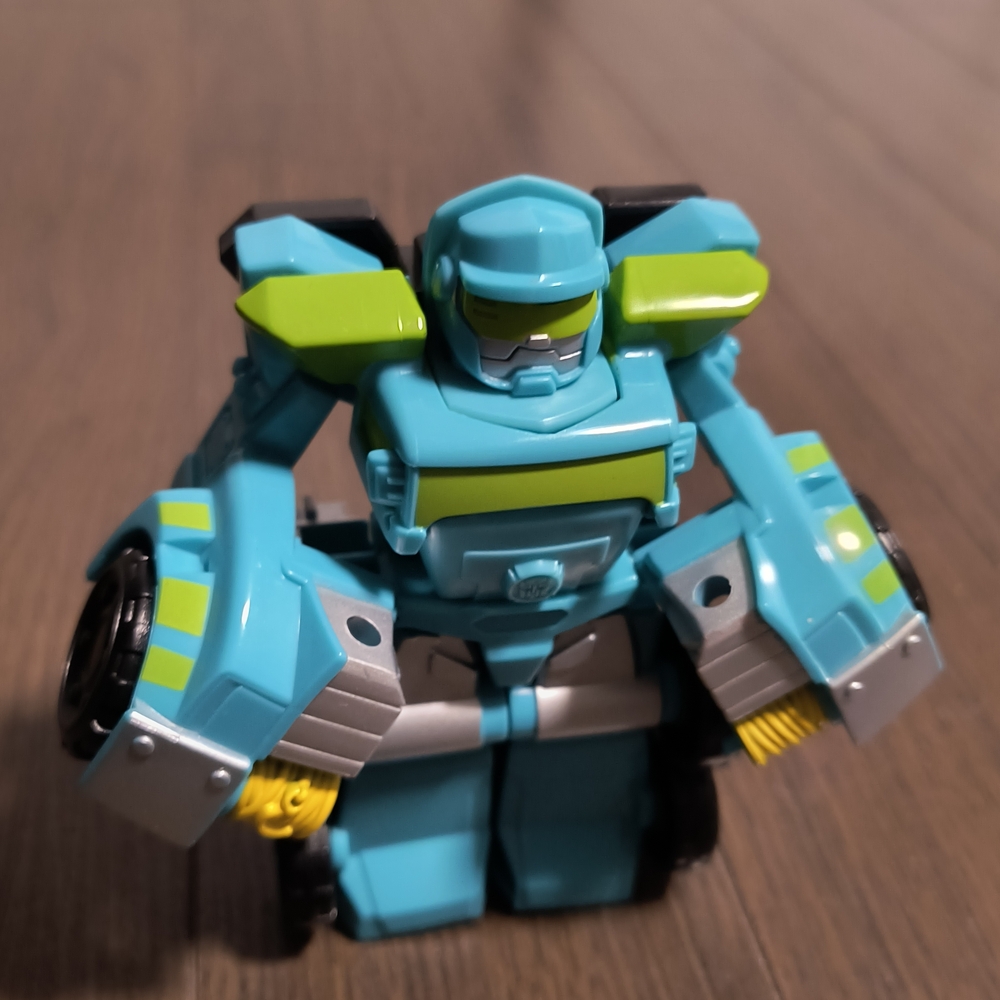 Colorful Transforming Toy Vehicle Set - Picture 10 of 11